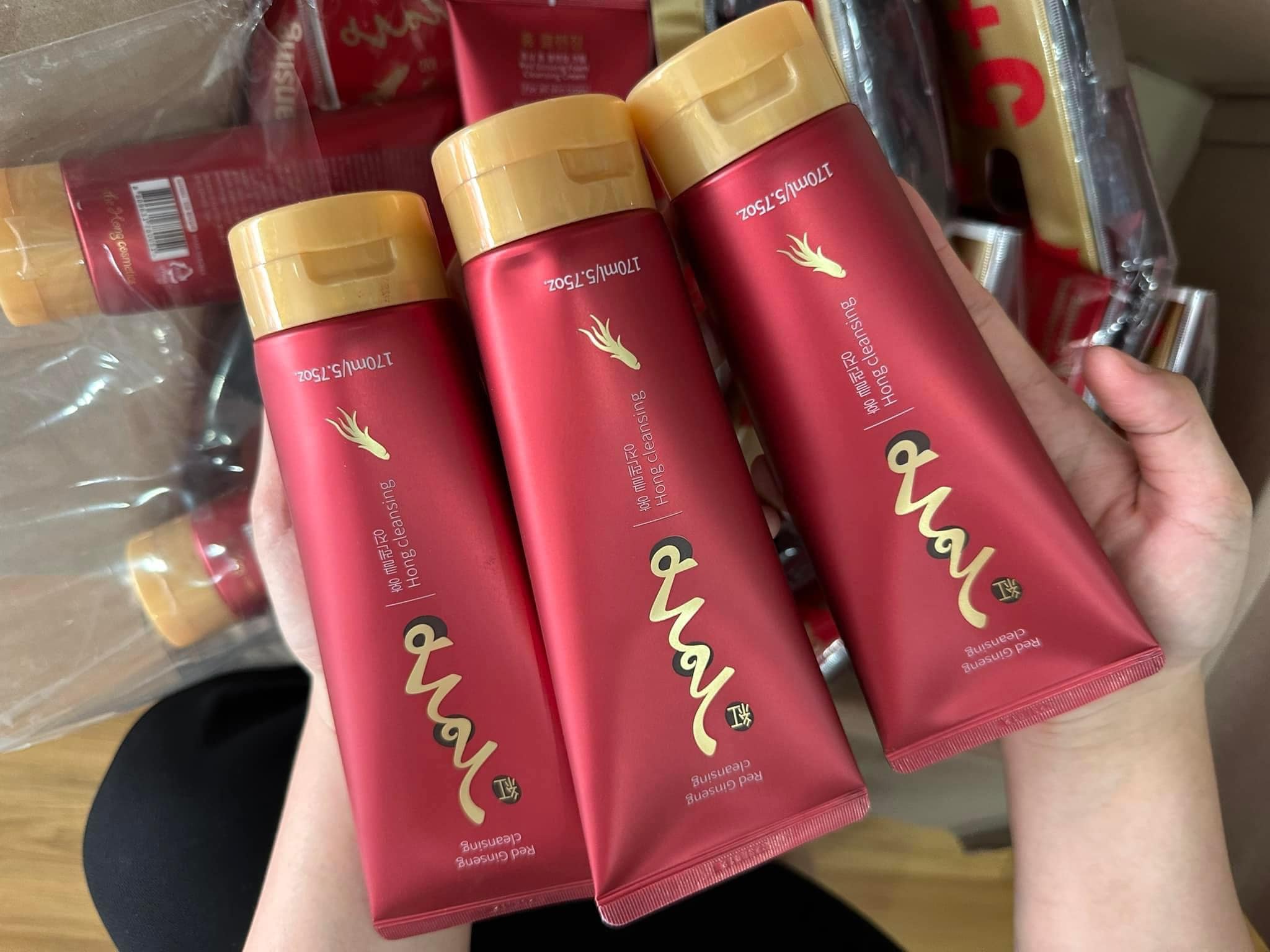 Sữa Rửa Mặt Hồng Sâm – Red Ginseng Cleansing Foam - Image 4